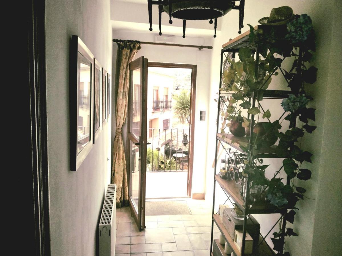 Casa Blanca Acomodação com café da manhã Castell De Castells Exterior foto